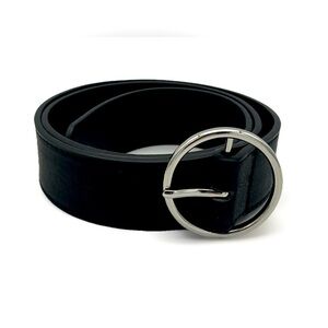 GARAGE Women’s Silver Circle Buckle Black Faux Leather Belt One Size Basic EUC